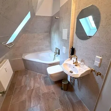 280qm Luxus Im Schloss Cotta *